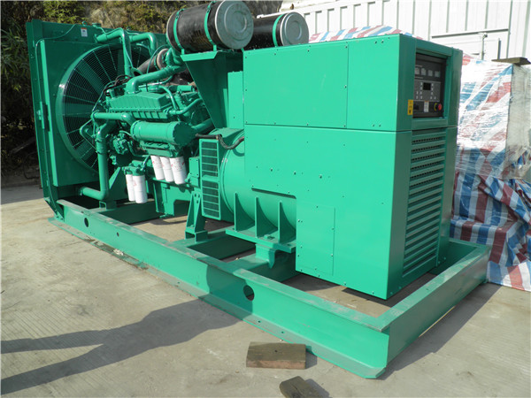 陈巴尔虎发电车出租-柴油发电机散热器怎样散热