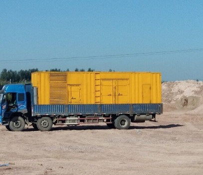 陈巴尔虎发电机出租如何判断柴油发电机冷却液是否需要更换？