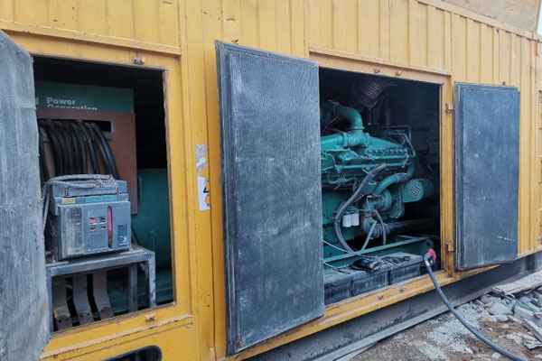 陈巴尔虎发电机组夏季保养的注意事项有哪些？