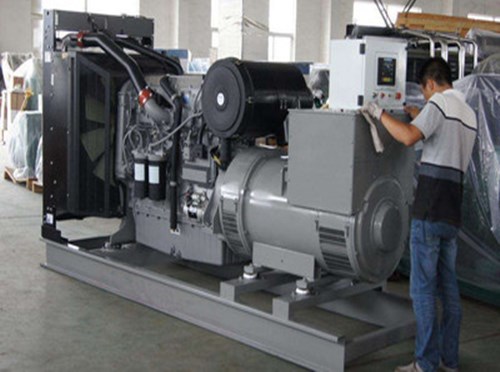 陈巴尔虎柴油发电机组和储能设备配合使用的案例