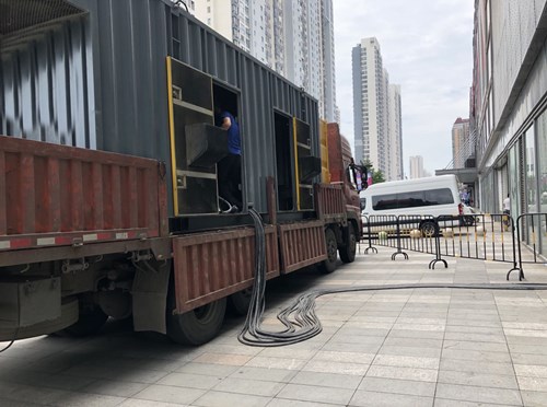 陈巴尔虎冷却液不足的情况下如何检查柴油发电机组？