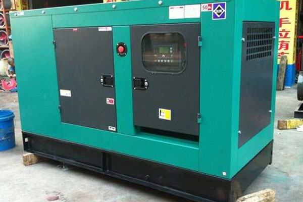 陈巴尔虎如何检查机油的使用时间？