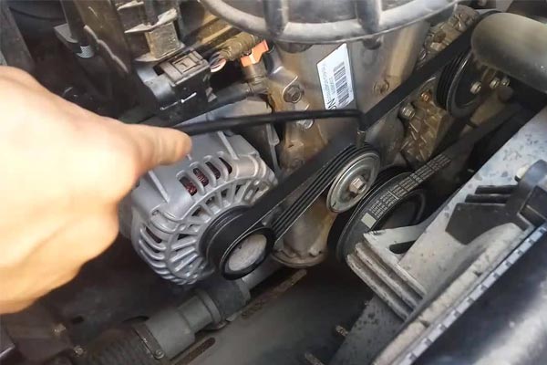 陈巴尔虎转速传感器的工作原理是什么？