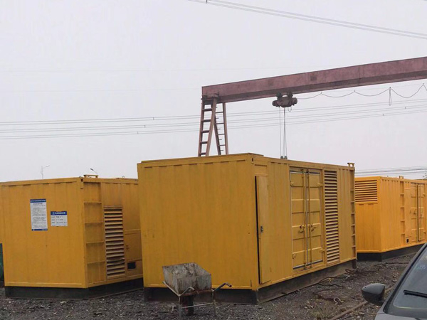 陈巴尔虎100kw柴油发电机组每小时油耗？