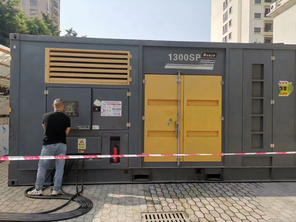 陈巴尔虎500KW发电机组冬季应该配多大的启动电瓶？