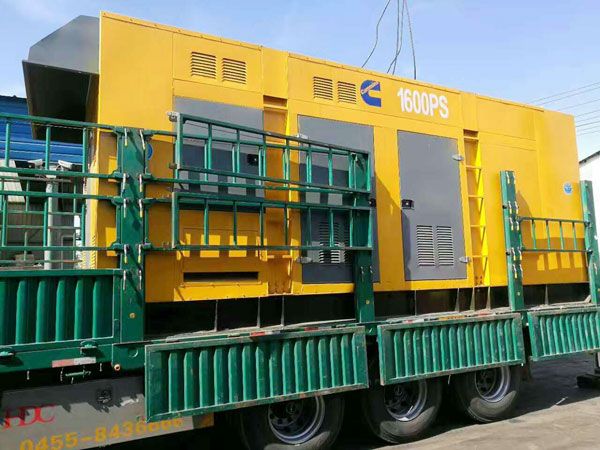 陈巴尔虎测量水冷式机油散热器密封件尺寸时的注意事项有哪些？